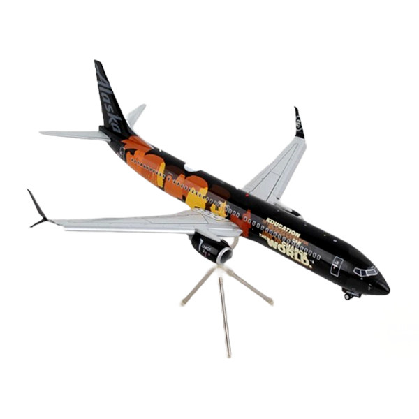 Gemini Jets Alaska Airlines B737-900ER N492AS Our Commitment 1/200 Scale Diecast Commercial Plane