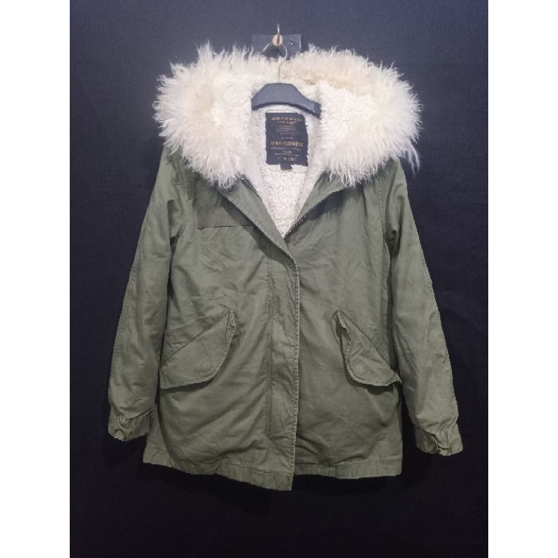 Spao Regiment Jaket Parka Tebal Hijau Army Bulu Sherpa Wanita Size M