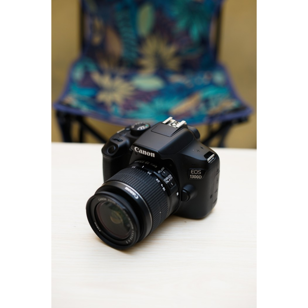 kamera canon 1300d lensa kit