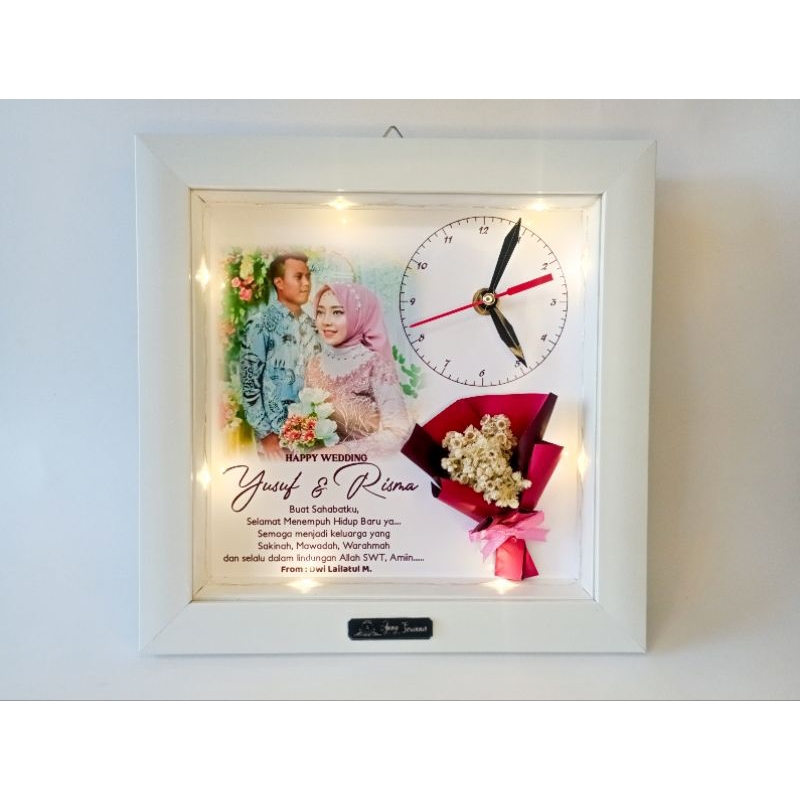 

KADO WEDDING KADO WISUDA KADO ENGAGEMENT