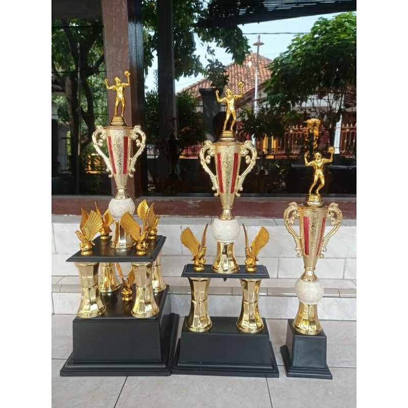 Piala Volly kaki 4,2,1 (1 set isi 3 piala)