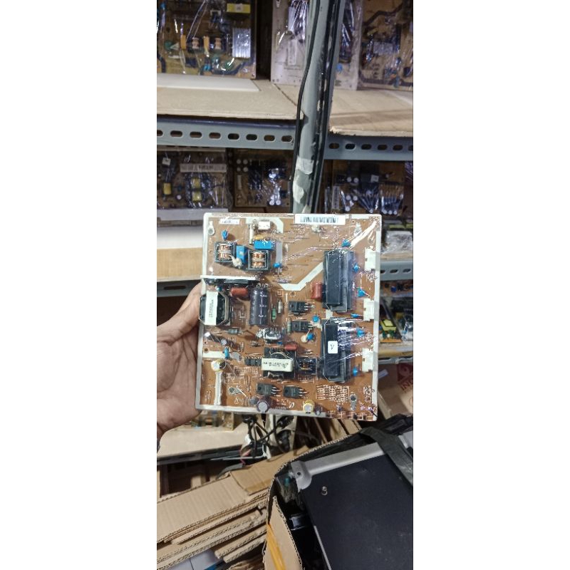 TOSHIBA 24PB1E - MESIN TV LCD TOSHIBA - POWER SUPPLY - POWER SUPLAY - REGULATOR - PSU TV TOSHIBA ORI