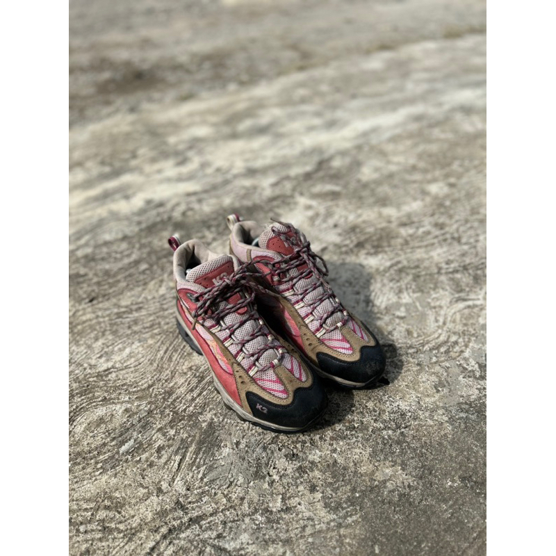 Sepatu gunung second original K2