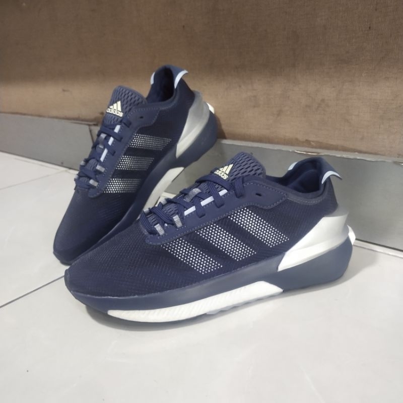 sepatu adidas avryn original