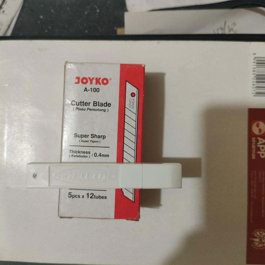 

Isi Cutter Kecil KenkoA100 Refill Kater A100 Pisau A-100