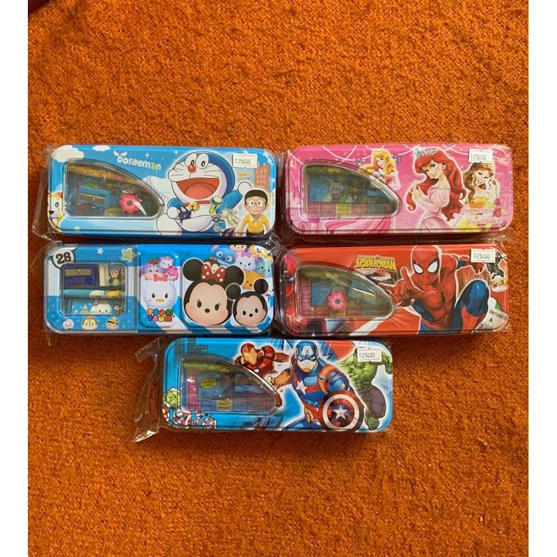 

Tempat Pensil Kaleng Besi Gambar Macam-Macam Karakter