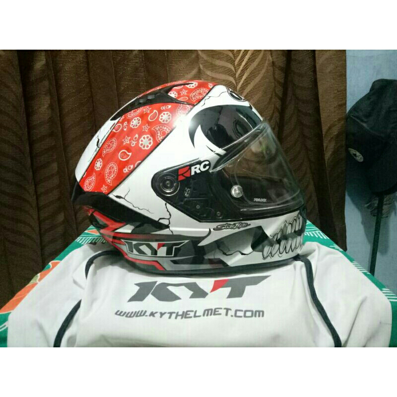 Helm KYT NF-R Pirates fullface (second)