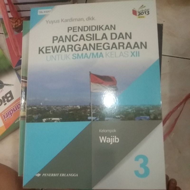 buku pkn kelas 12