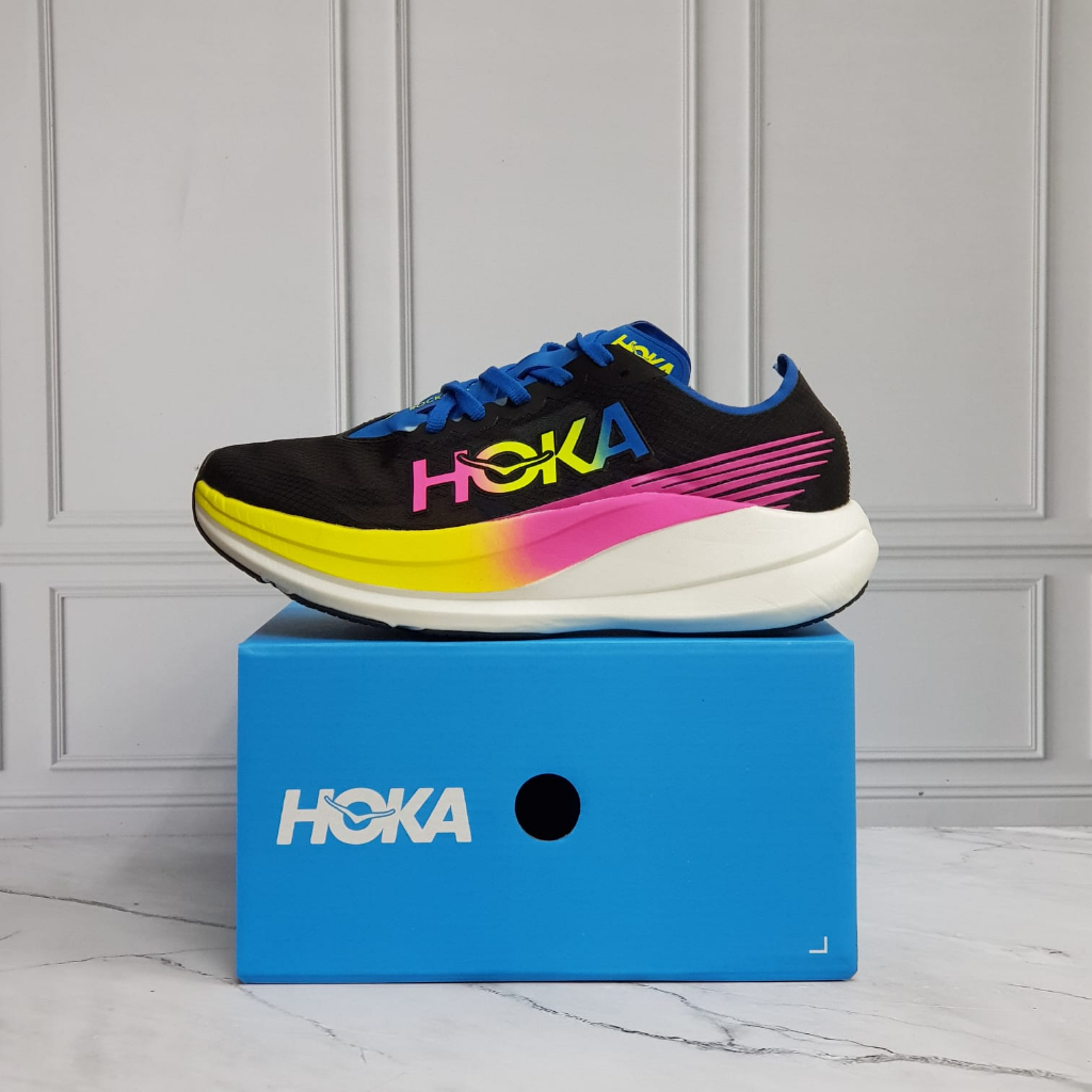 HOKA ROCKET X2