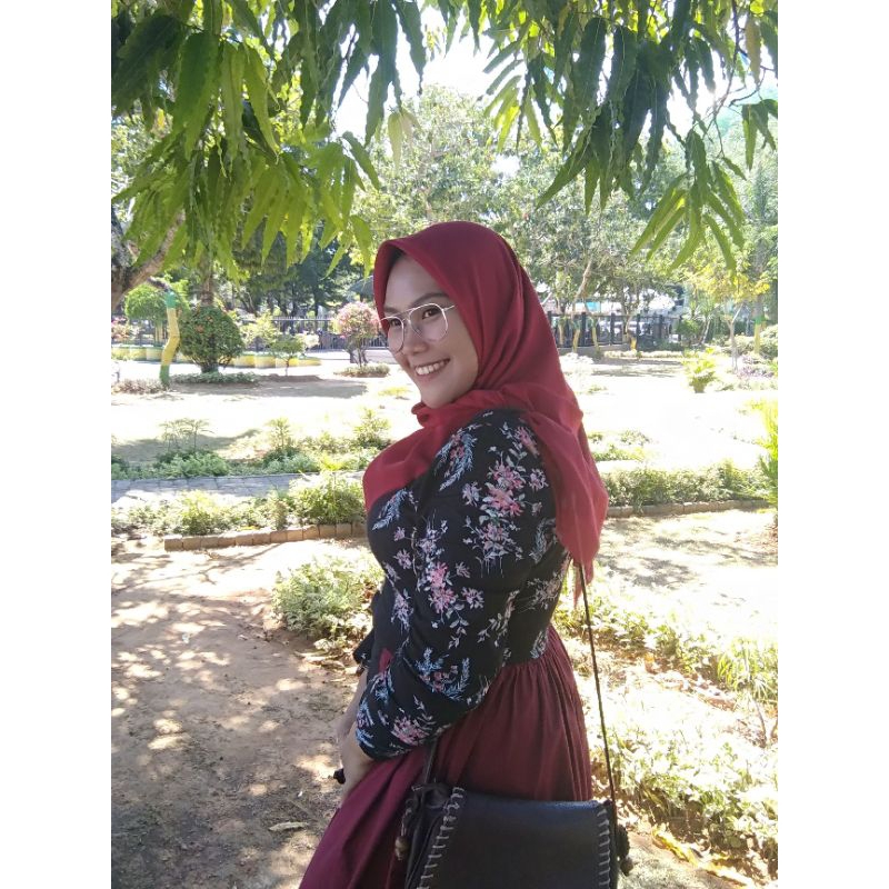 PRELOVED ESME ORI. DRESS ONLY.