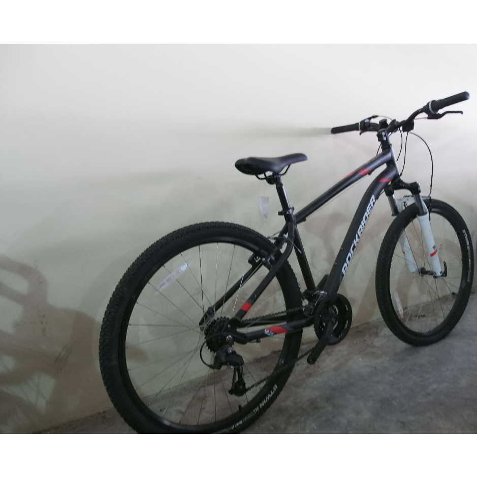 Btwin Sepeda Gunung 27.5 Inch Rockrider ST100