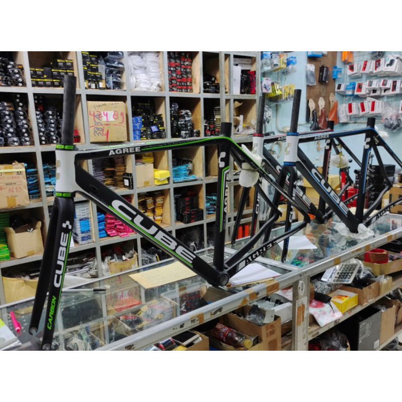YT Frame roadbike alloy Cube Taiwan size  51 Fork carbon include headset