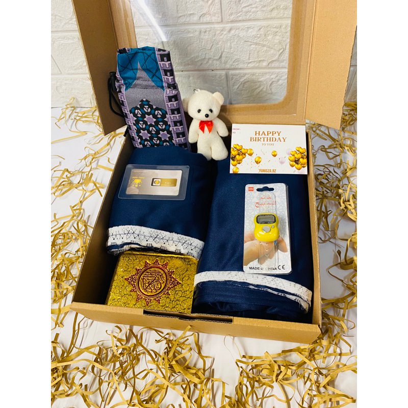 

Hampers mukena premium/ Kado pernikahan / Kado guru/ Kado ultah/ kado paket mukena lengkap