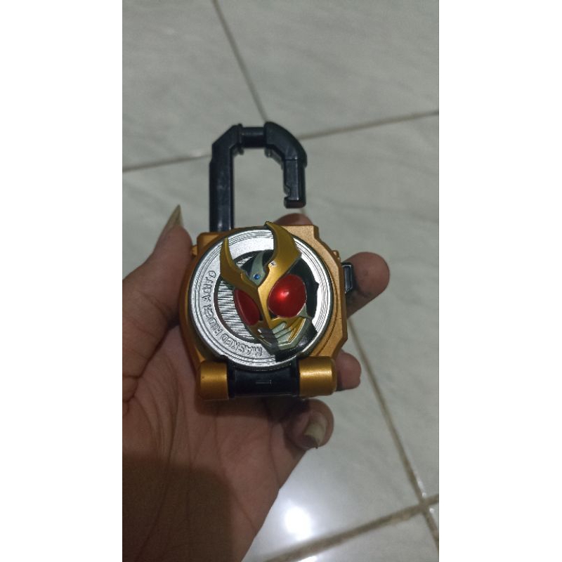 Ct lockseed agito kamen rider gaim buka alter ring bukan dx kamen rider belt original bandai
