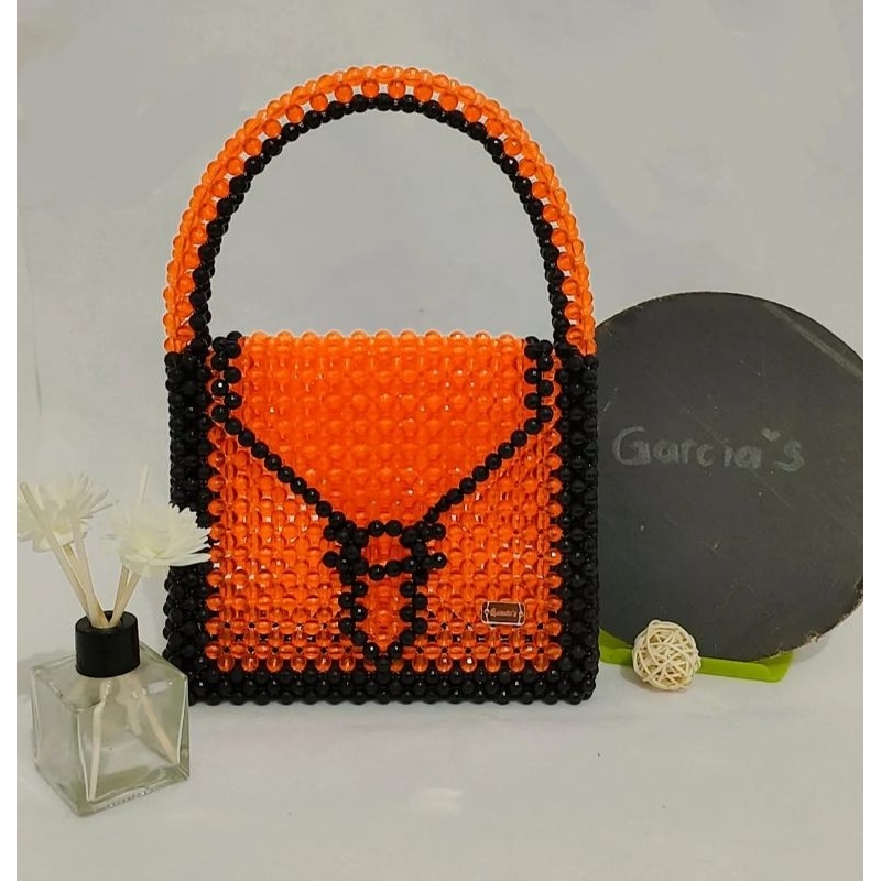 Tas Mutiara / beadbag Oren