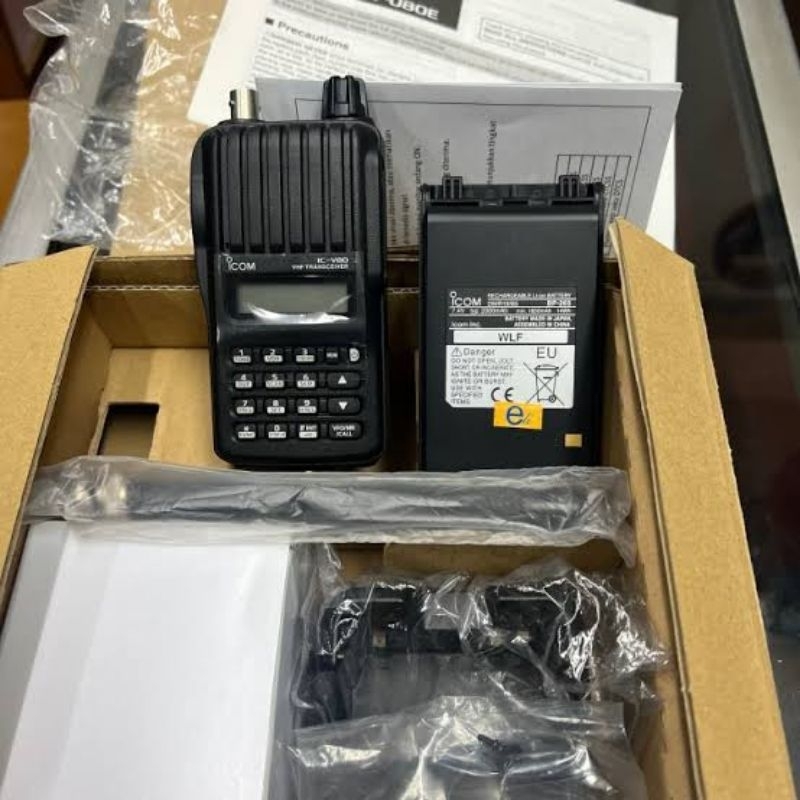 HT Icom v80 V 80 ICV80 / IC-V80 Lithium VHF handy talky V80E NEW