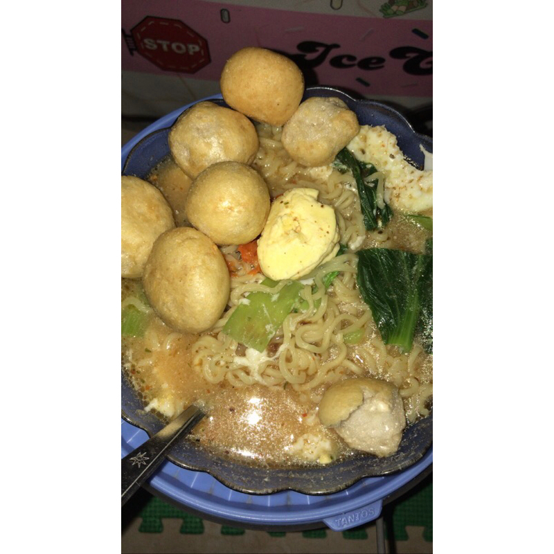 

KERUPUK IKAN OLEH-OLEH KHAS PROBOLINGGO TOPPING BAKSO MIE KUAH