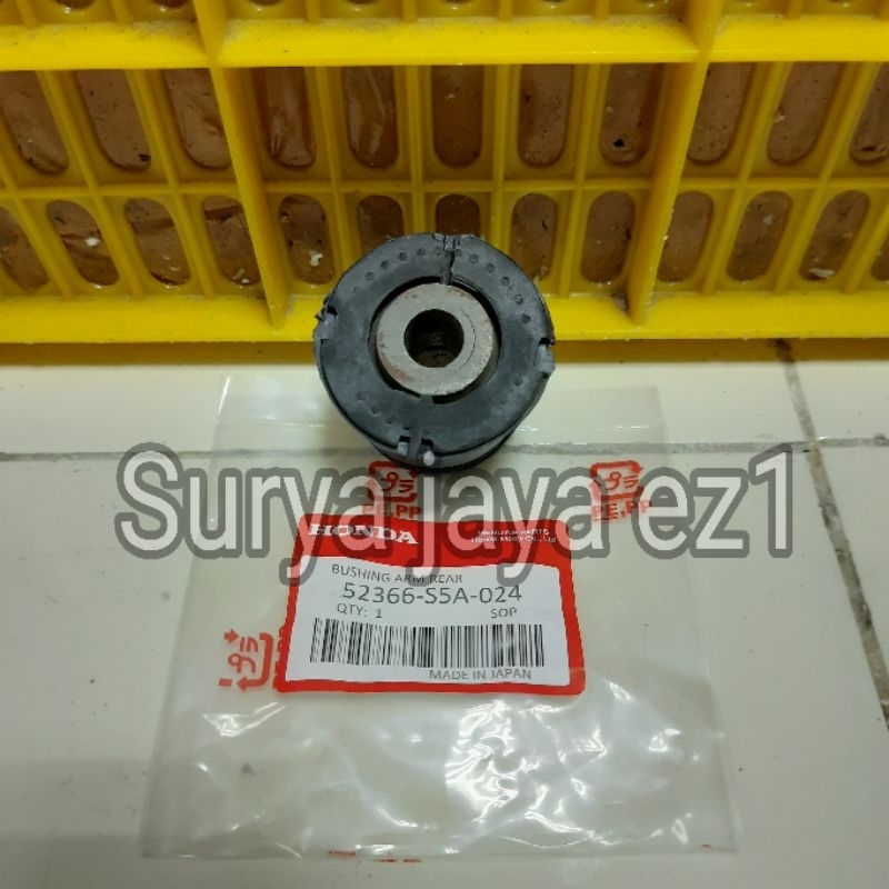 Bushing Arm Knukle Kenakel Belakang Tengah Honda Civic ES Century Tahun 2001 2002 2003 2004 2005