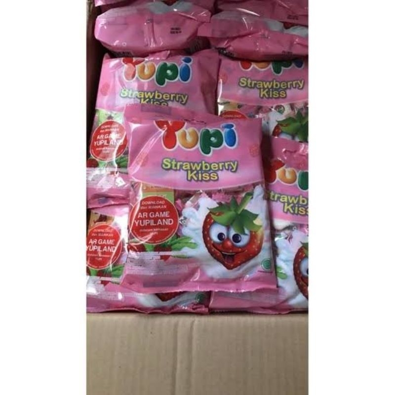 

Yupi Strawberry Permen Anak