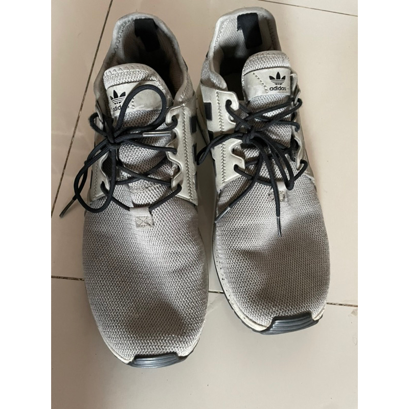 Preloved sepatu cowok adidas ORI size 43,5