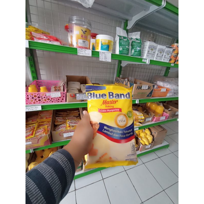 

Blue Band Master Cake Margarine 1kg