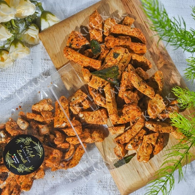 

Basreng Pedas Daun Jeruk dan Original merk Berkah Jaya kemasan 500gr