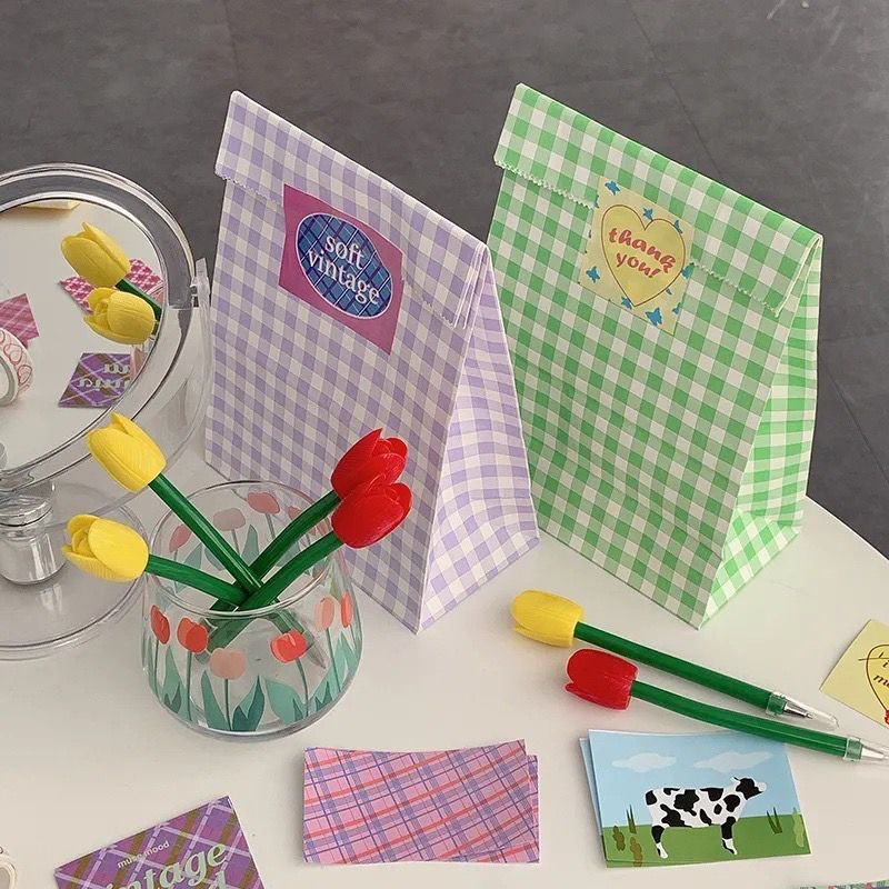 

[HARU] Checkered Printed Paper Bag Kantong Kertas Serbaguna Packaging Motif
