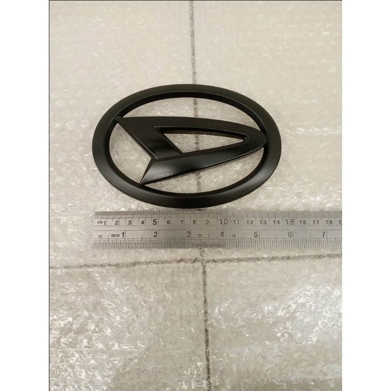 Logo Daihatsu All new Xenia 2012-2014 Hitam Doff dan Hitam Glossy