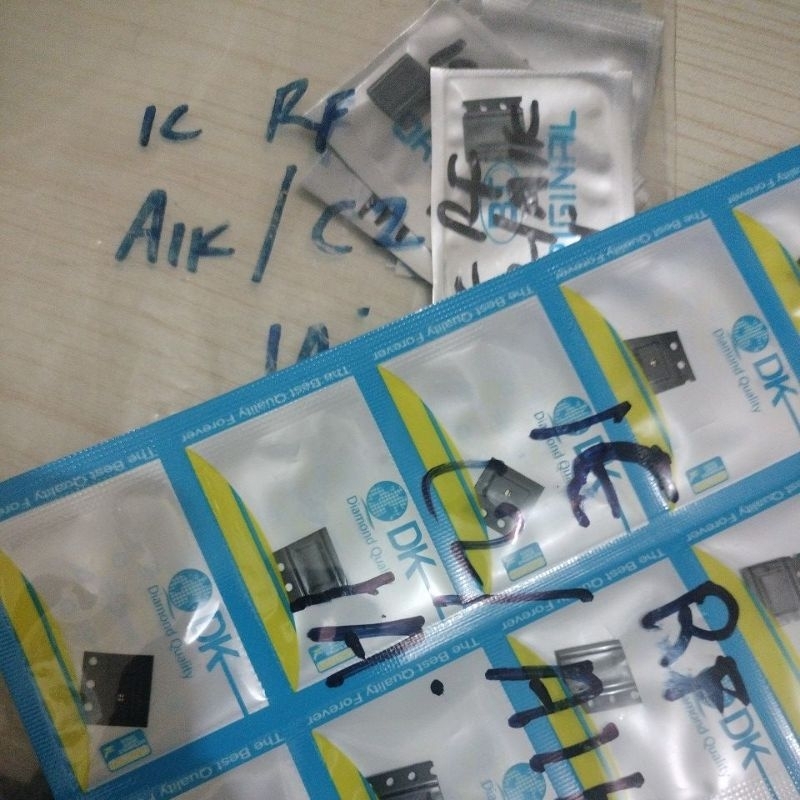 IC RF OPPO A1K/ C2/IC RF7215M41