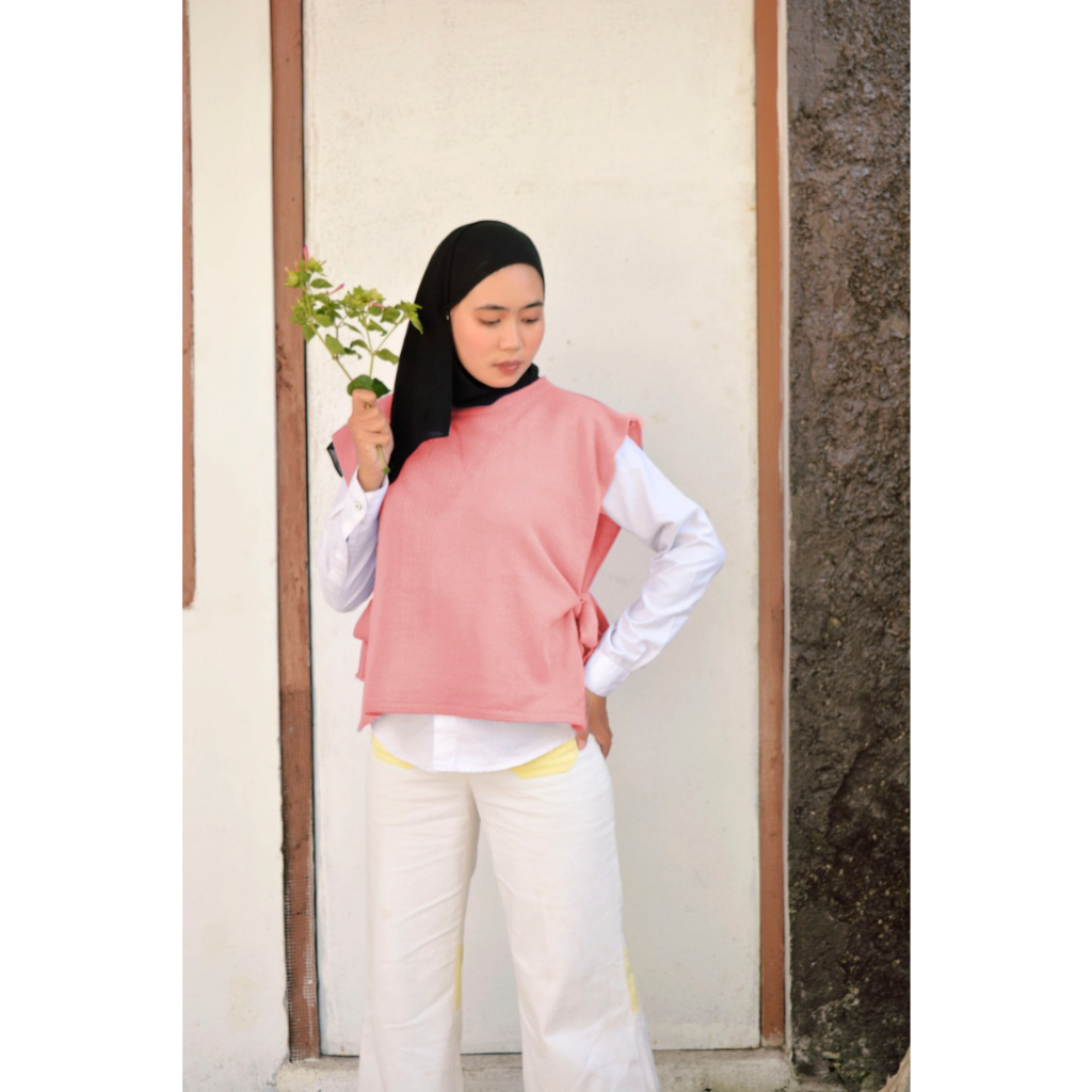 Rompi Tali Rajut Wanita / Vest Crop Wanita Viral / Rompi Rajut Andin / Rompi Rajut Crop Top