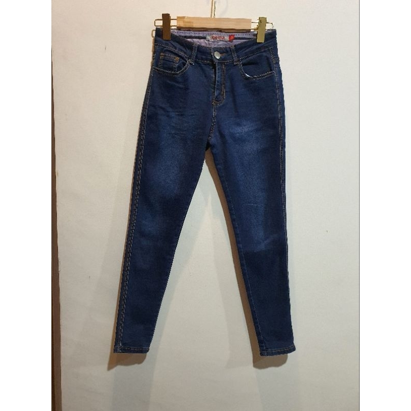 Celana Jeans wanita Novel Mice Size S