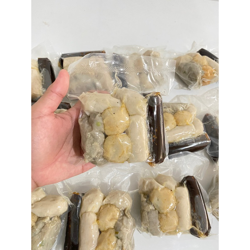 

pempek ikan isi 10 mix