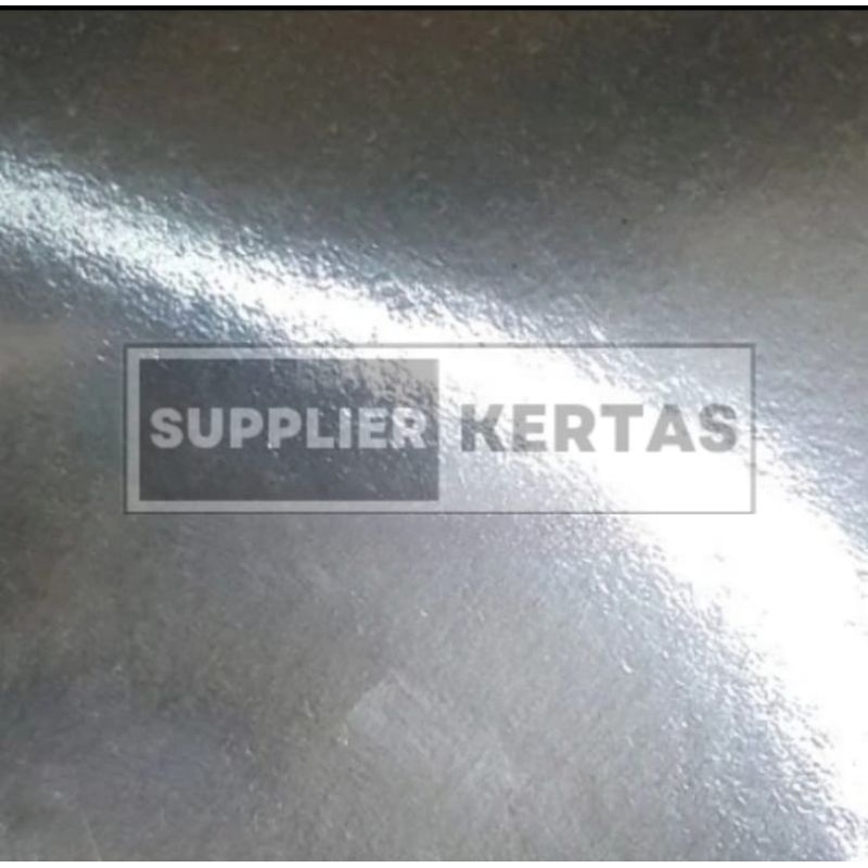 

Kertas Glory Silver uk 79x109 cm