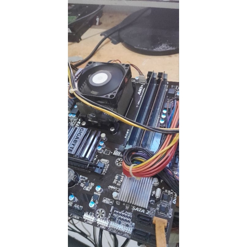 mobo motherboard paket AM3+ kondisi normal