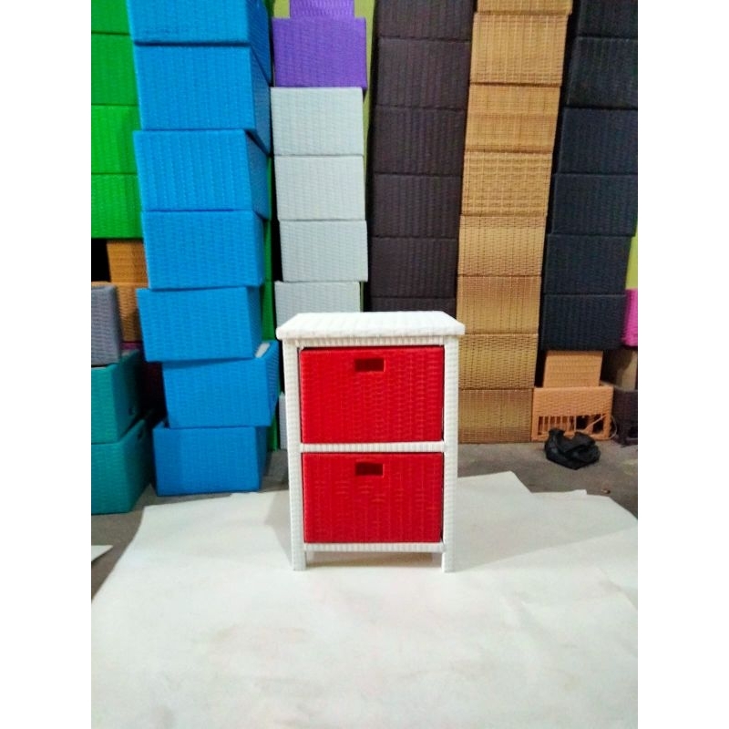 Lemari Rotan Sintetis 2 Laci atas