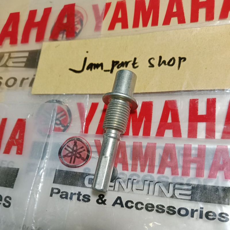 baut dudukan tahanan kaliper rem cakram belakang yamaha R25 Mt25