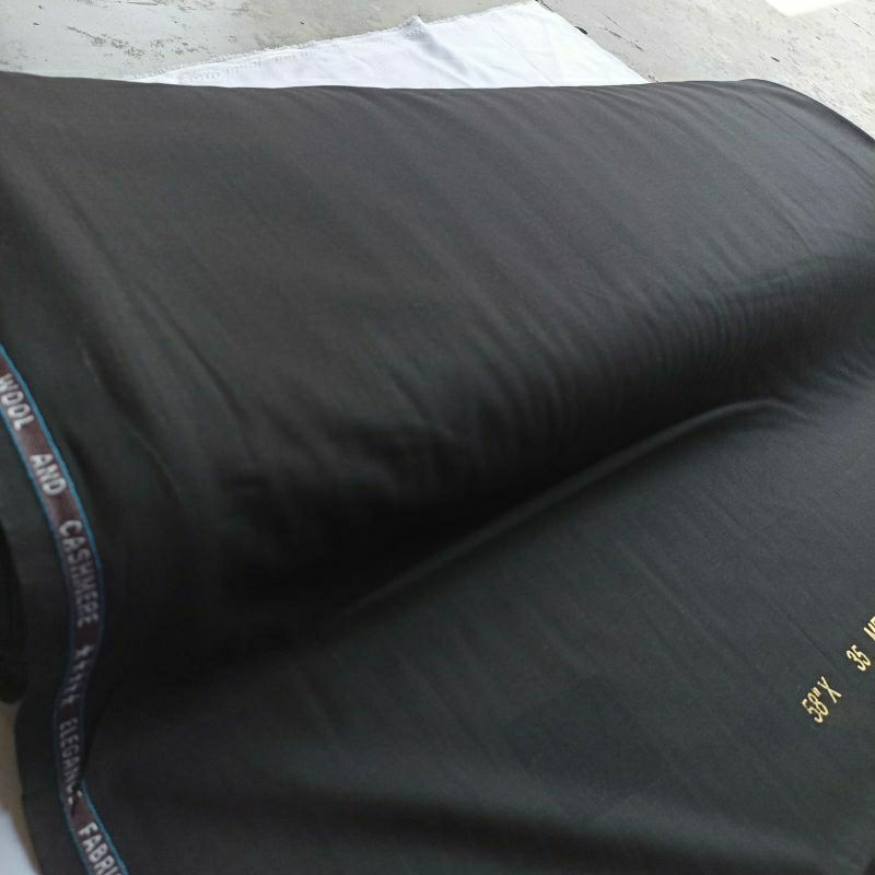 semi wool hitam/bahan jas/bahan celana/bahan blazer/bahan seragam