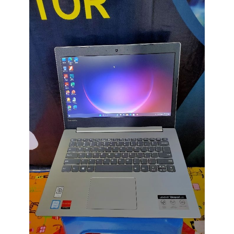 LAPTOP LEPTOP LENOVO I5 GEN8 RAM 4GB/256GB RADEON 2GB