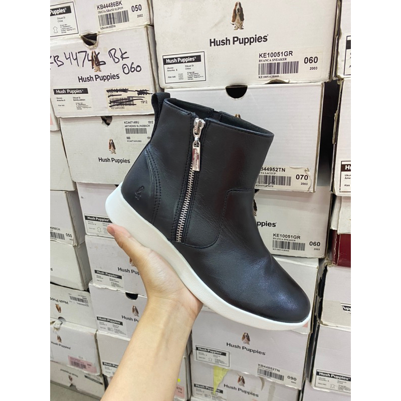 SEPATU BOOT WANITA HUSH PUPPIES SALE TAG 1.899.000 material kulit sapi original store