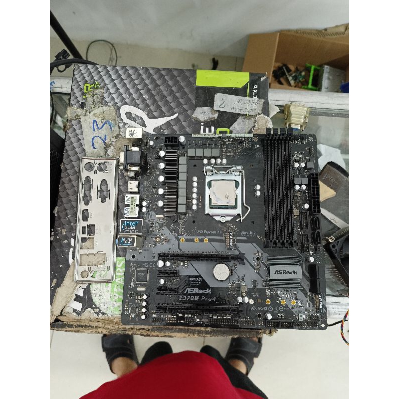 mainboard ASRock z370m ddr4 procsesor core i5-9400f