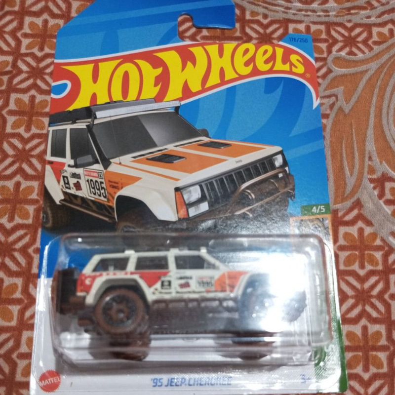 HOTWHEELS TH Reg 95 JEEP CHEROKEE