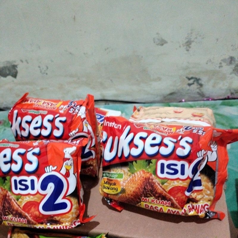 

Mie Sukses isi 2 Rasa Ayam Bawang 115G