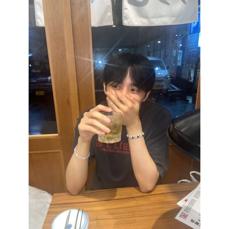 duplicated Sunwoo's bracelet