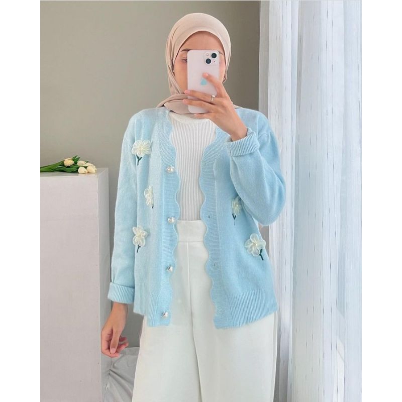 Camellia Cardigan by Edmee Outfit
