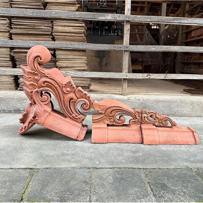 Wuwungan bali pojokan jumbo / wuwungan genteng / wuwungan antik