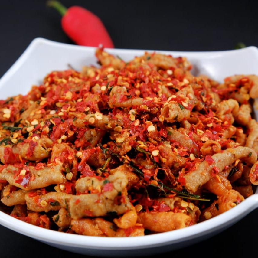 

100 Gram Keripik Usus Ayam JK Rasa Pedas Daun Jeruk