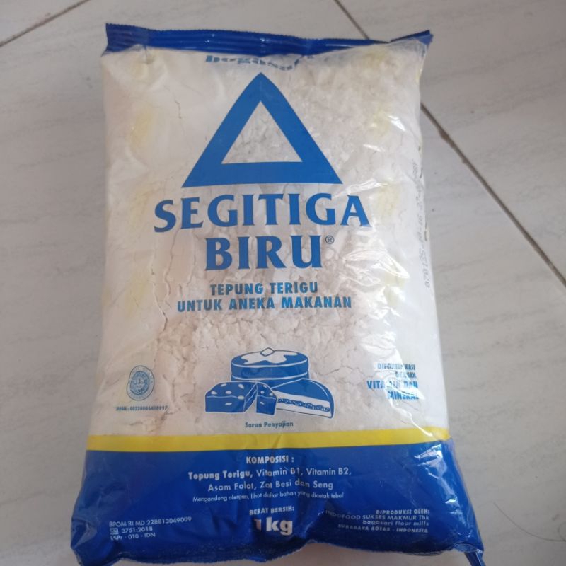 

SEGITIGA BIRU Tepung Terigu 1Kg