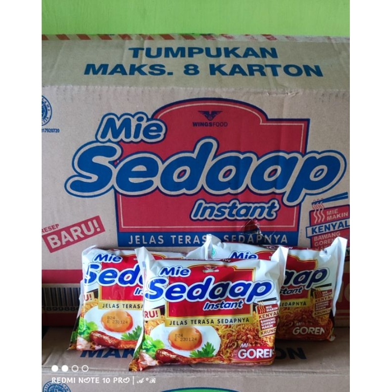 

Mie sedaap goreng (1pcs)