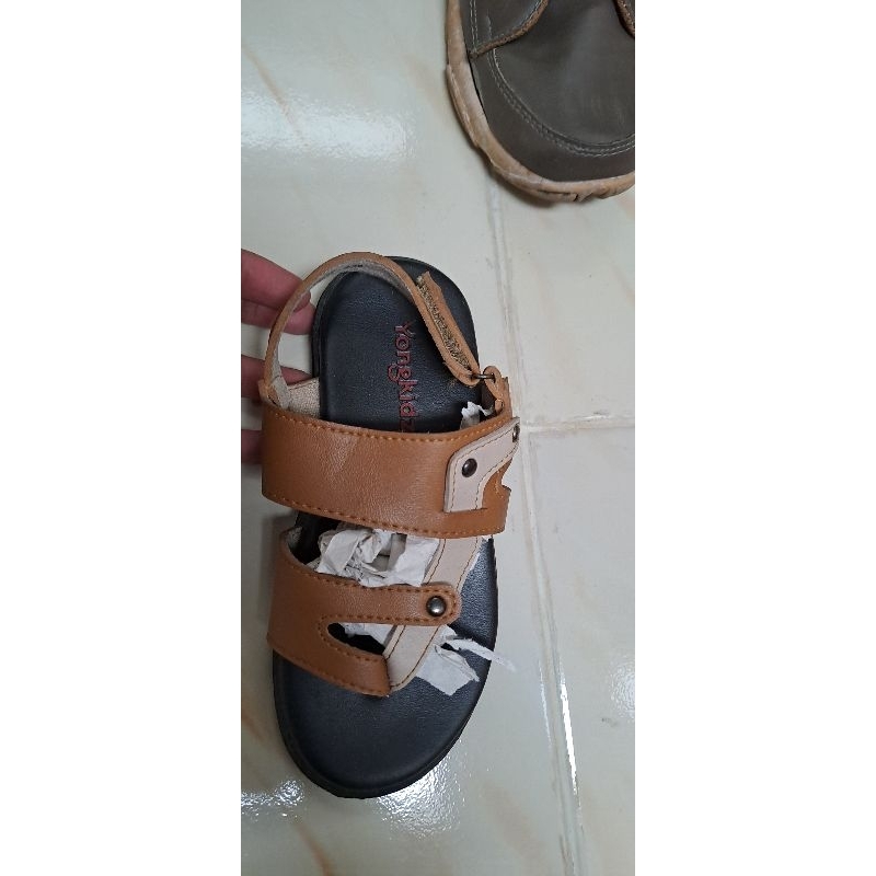 preloved sepatu sandal anak yongki komaladi yongkids