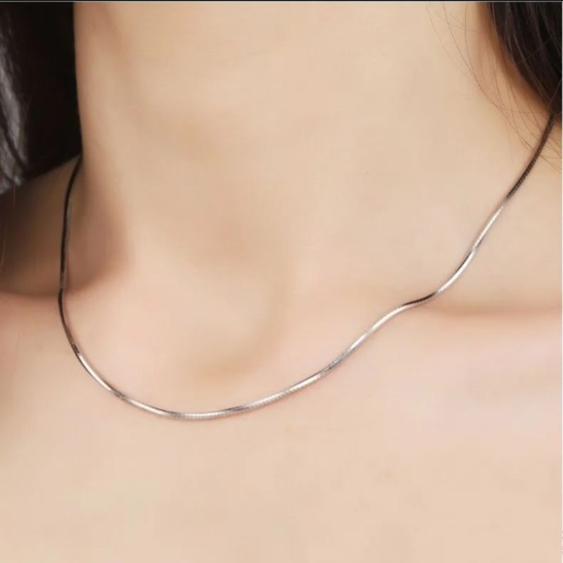 KALUNG TITANIUM MODEL BULAT FASHION IMPORT DAN KEREN/WANITA